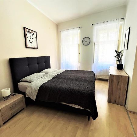 Viktorija City Center Apartment Λιουμπλιάνα Εξωτερικό φωτογραφία